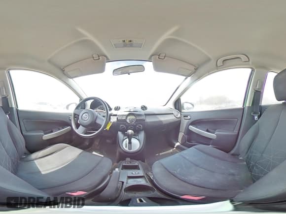 ✅ 2011 Mazda 2 Sport • VIN: JM1DE1HY9B0120482 • Lot: 69842585. Wystawiony na Copart z przebiegiem 148 913 mil. Bezpłatny archiwum sprzedaży aukcyjnych z USA i szczegółowy raport historii pojazdu na DreamBid. Zdjęcie 16.