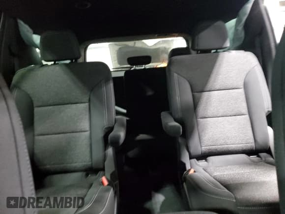 ✅ 2025 Chevrolet Traverse AWD LT • VIN: 1GNEVGRS4SJ144935 • Lot: 86808915. Wystawiony na Copart z przebiegiem 11 126 mil. Bezpłatny archiwum sprzedaży aukcyjnych z USA i szczegółowy raport historii pojazdu na DreamBid. Zdjęcie 10.