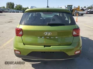 ✅ 2024 Hyundai Venue SEL • VIN: KMHRC8A30RU329157 • Lot: 73614984. Listed on Copart with 370 mi. Free auction sales archive from the USA and detailed vehicle history report at DreamBid. Image 6.