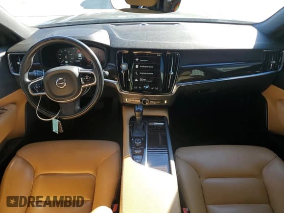 ✅ 2018 Volvo S90 Momentum • VIN: LVY982MK8JP024040 • Lot: 86434915. Listed on Copart with 75,443 mi. Free auction sales archive from the USA and detailed vehicle history report at DreamBid. Image 8.