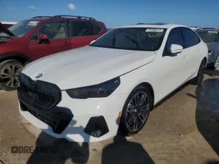✅ 2024 BMW 5 Series 540i xDrive • VIN: WBA63FJ00RCS54173 • Лот: 75450474. Опубликован ранее на Copart с пробегом Не указан. Бесплатный доступ к архиву аукционных продаж из США и подробный отчёт об истории автомобиля на DreamBid. Изображение 1.
