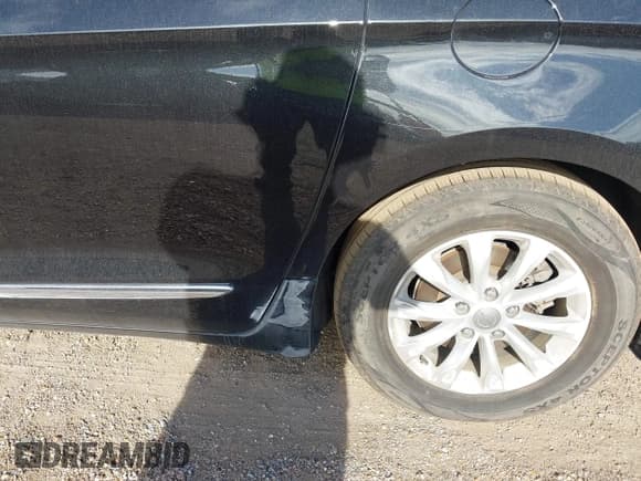 ✅ 2018 Chrysler Pacifica Touring L • VIN: 2C4RC1BGXJR119129 • Lot: 43166038. Listed on IAAI with 180,674 mi. Free auction sales archive from the USA and detailed vehicle history report at DreamBid. Image 6.