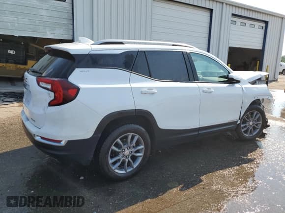 ✅ 2024 GMC Terrain SLT • VIN: 3GKALVEG7RL250211 • Lot: 71706525. Listed on Copart with 31,974 mi. Free auction sales archive from the USA and detailed vehicle history report at DreamBid. Image 3.