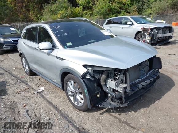 ✅ 2021 Infiniti QX50 Luxe • VIN: 3PCAJ5BB7MF108734 • Lot: 43322101. Wystawiony na IAAI z przebiegiem 54 306 mil. Bezpłatny archiwum sprzedaży aukcyjnych z USA i szczegółowy raport historii pojazdu na DreamBid. Zdjęcie 1.