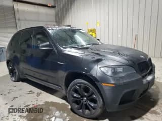 ✅ 2011 BMW X5 M • VIN: 5YMGY0C54BLK26663 • Лот: 41816655. Опубликован ранее на Copart с пробегом 163 046 миль. Бесплатный доступ к архиву аукционных продаж из США и подробный отчёт об истории автомобиля на DreamBid. Изображение 4.