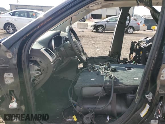 ✅ 2020 Jeep Grand Cherokee Summit • VIN: 1C4RJFJT4LC127675 • Лот: 69256075. Опубликован ранее на Copart с пробегом Не указан. Бесплатный доступ к архиву аукционных продаж из США и подробный отчёт об истории автомобиля на DreamBid. Изображение 7.