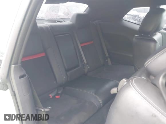 ✅ 2009 Dodge Challenger SRT-8 • VIN: 2B3LJ74W99H526316 • Lot: 41550505. Wystawiony na IAAI z przebiegiem 39 407 mil. Bezpłatny archiwum sprzedaży aukcyjnych z USA i szczegółowy raport historii pojazdu na DreamBid. Zdjęcie 8.