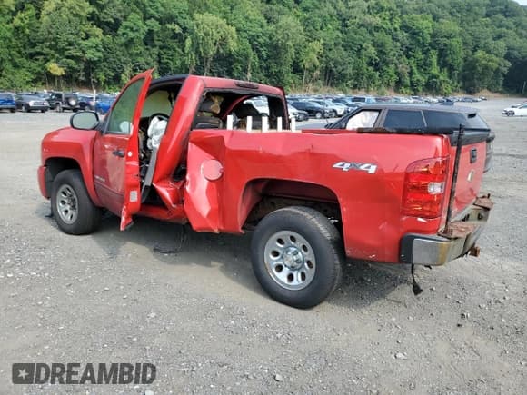 ✅ 2011 Chevrolet Silverado 1500 • VIN: 1GCNKSEA8BZ377932 • Лот: 67539995. Опубликован ранее на Copart с пробегом Не указан. Бесплатный доступ к архиву аукционных продаж из США и подробный отчёт об истории автомобиля на DreamBid. Изображение 2.