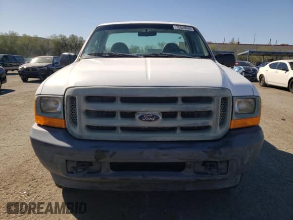 ✅ 2001 Ford F-250 XL • VIN: 1FTNF21L31EC98816 • Lot: 72825944. Listed on Copart with 145,083 mi. Free auction sales archive from the USA and detailed vehicle history report at DreamBid. Image 5.