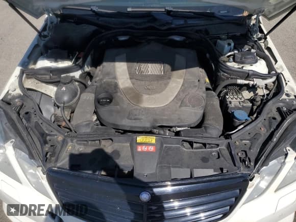 ✅ 2011 Mercedes-Benz E 550 Luxury • VIN: WDDHF9AB2BA460673 • Lot: 55381065. Listed on Copart with 186,665 mi. Free auction sales archive from the USA and detailed vehicle history report at DreamBid. Image 11.