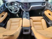 ✅ 2019 Volvo XC60 Momentum • VIN: YV4A22RK4K1309737 • Lot: 70040445. Listed on Copart with 64,038 mi. Free auction sales archive from the USA and detailed vehicle history report at DreamBid. Image 8.