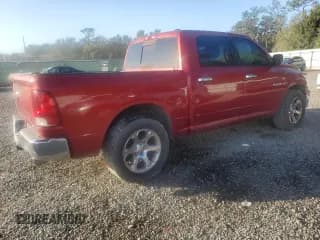 ✅ 2009 Dodge 1500 SLT • VIN: 1D3HB13T89S733043 • Lot: 80121264. Wystawiony na Copart z przebiegiem 174 741 mil. Bezpłatny archiwum sprzedaży aukcyjnych z USA i szczegółowy raport historii pojazdu na DreamBid. Zdjęcie 3.