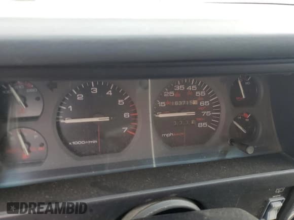 ✅ 1996 Jeep Cherokee Sport • VIN: 1J4FJ68S3TL103684 • Lot: 63466265. Wystawiony na Copart z przebiegiem 163 715 mil. Bezpłatny archiwum sprzedaży aukcyjnych z USA i szczegółowy raport historii pojazdu na DreamBid. Zdjęcie 9.