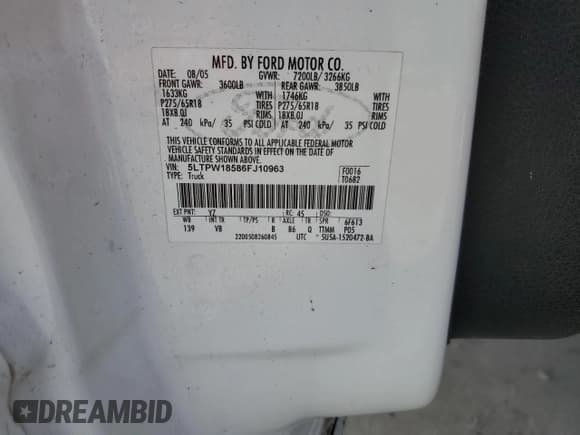 ✅ 2006 Lincoln Mark LT • VIN: 5LTPW18586FJ10963 • Lot: 78743954. Wystawiony na Copart z przebiegiem Nie podano. Bezpłatny archiwum sprzedaży aukcyjnych z USA i szczegółowy raport historii pojazdu na DreamBid. Zdjęcie 12.