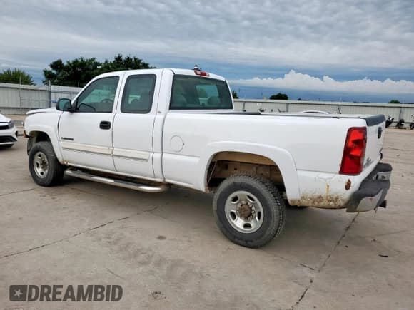 ✅ 2003 Chevrolet Silverado 2500HD LS • VIN: 1GCHC29U93E331260 • Lot: 59933585. Listed on Copart with Not provided. Free auction sales archive from the USA and detailed vehicle history report at DreamBid. Image 2.