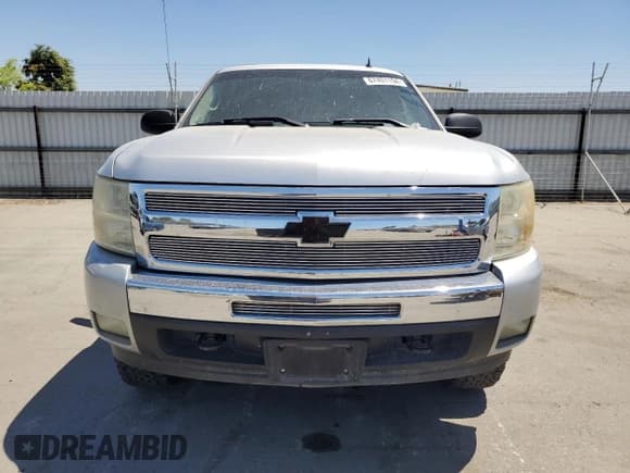 ✅ 2011 Chevrolet Silverado 1500 LT • VIN: 3GCUKSE2XBG188641 • Lot: 67401194. Listed on Copart with 170,665 mi. Free auction sales archive from the USA and detailed vehicle history report at DreamBid. Image 5.