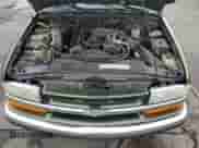 2001 Chevrolet Blazer LT z VIN 1GNDT13W21K240291, wystawiony jako Copart lot #76192674 z przebiegiem 227 111 mil mil oraz Szkoda całkowita • Salvage title. Historia ofert i sprzedaży dostępna na DreamBid. Obrazek 12.