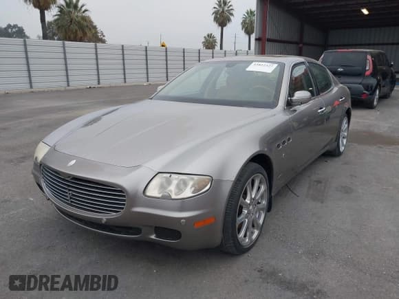 ✅ 2006 Maserati Quattroporte • VIN: ZAMCE39A760022741 • Лот: 43822327. Опубликован ранее на IAAI с пробегом 73 521 миль. Бесплатный доступ к архиву аукционных продаж из США и подробный отчёт об истории автомобиля на DreamBid. Изображение 6.