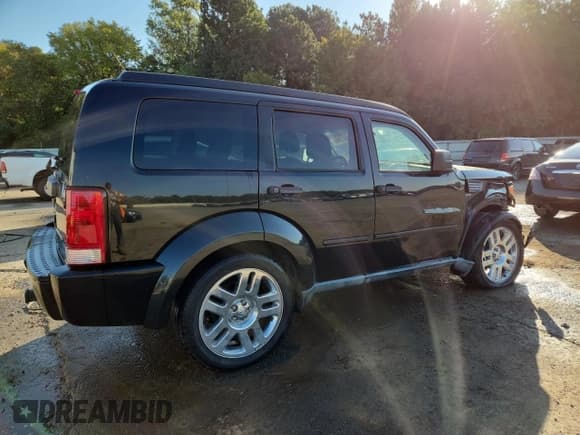 ✅ 2011 Dodge Nitro Heat • VIN: 1D4PT4GK3BW604925 • Lot: 86073965. Listed on Copart with 161,696 mi. Free auction sales archive from the USA and detailed vehicle history report at DreamBid. Image 3.