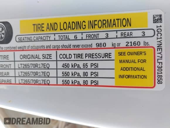 2020 Chevrolet Silverado 2500HD LT z VIN 1GC1YNEY7LF301858, wystawiony jako IAAI lot #42650174 z przebiegiem 107 523 mil mil oraz . Historia ofert i sprzedaży dostępna na DreamBid. Obrazek 9.