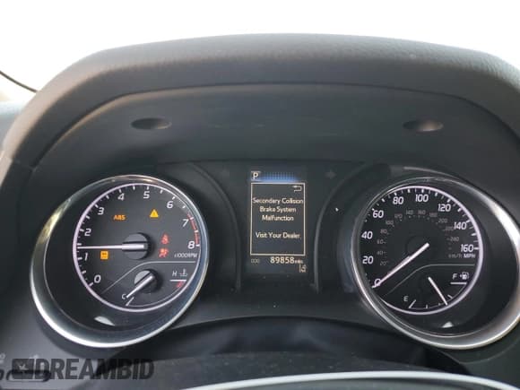 ✅ 2018 Toyota Camry XLE • VIN: 4T1B11HK1JU157799 • Lot: 91577745. Wystawiony na Copart z przebiegiem 89 858 mil. Bezpłatny archiwum sprzedaży aukcyjnych z USA i szczegółowy raport historii pojazdu na DreamBid. Zdjęcie 9.