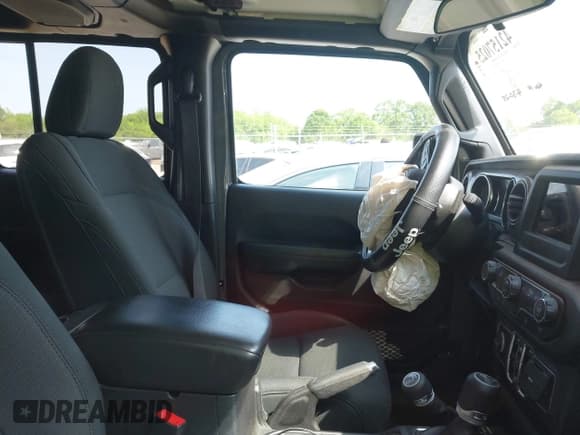 ✅ 2019 Jeep Wrangler Unlimited Sport S • VIN: 1C4HJXDG3KW662946 • Лот: 42157025. Опубликован ранее на IAAI с пробегом 26 096 миль. Бесплатный доступ к архиву аукционных продаж из США и подробный отчёт об истории автомобиля на DreamBid. Изображение 5.