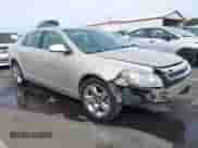 2010 Chevrolet Malibu 1LT z VIN 1G1ZC5EB0AF323011, wystawiony jako IAAI lot #43424255 z przebiegiem 116 375 mil mil oraz . Historia ofert i sprzedaży dostępna na DreamBid. Obrazek 1.