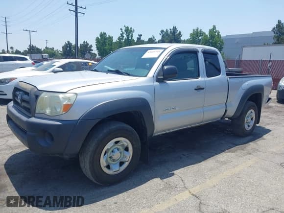 ✅ 2008 Toyota Tacoma • VIN: 5TEUU42NX8Z529862 • Lot: 42605715. Wystawiony na IAAI z przebiegiem 168 142 mil. Bezpłatny archiwum sprzedaży aukcyjnych z USA i szczegółowy raport historii pojazdu na DreamBid. Zdjęcie 2.