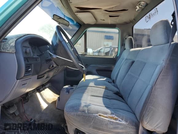 ✅ 1994 Ford F-150 • VIN: 1FTEF14N3RNA97159 • Лот: 47033885. Опубликован ранее на Copart с пробегом Не указан. Бесплатный доступ к архиву аукционных продаж из США и подробный отчёт об истории автомобиля на DreamBid. Изображение 7.