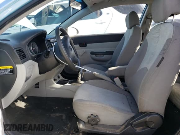 ✅ 2009 Hyundai Accent GS • VIN: KMHCM36CX9U108101 • Лот: 41332655. Опубликован ранее на Copart с пробегом 122 356 миль. Бесплатный доступ к архиву аукционных продаж из США и подробный отчёт об истории автомобиля на DreamBid. Изображение 7.