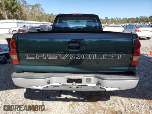 2004 Chevrolet Silverado 1500 Work Truck z VIN 1GCEK14V44Z262570, wystawiony jako Copart lot #76862394 z przebiegiem 138 432 mil mil oraz Szkoda całkowita • Salvage title. Historia ofert i sprzedaży dostępna na DreamBid. Obrazek 6.