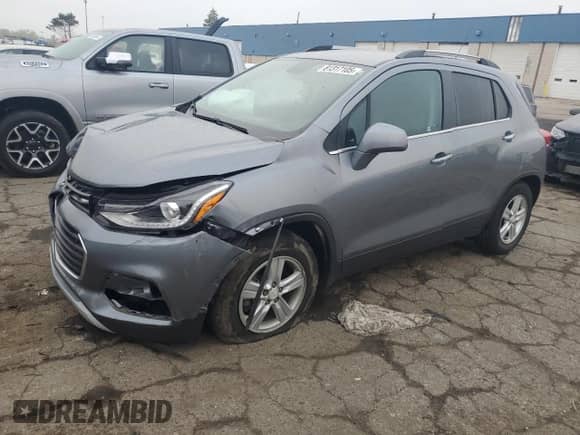 2020 Chevrolet Trax LT with VIN 3GNCJLSB9LL138337, listed as a Copart auction lot 81317105 with 35,641 mi miles and Non repairable. Bid and sale history available at DreamBid. Image 1.