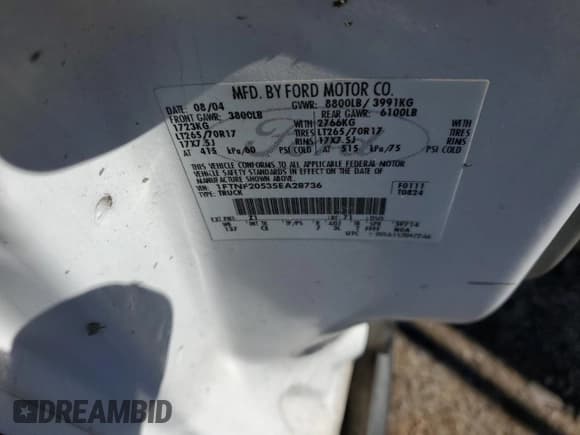 ✅ 2005 Ford F-250 XL • VIN: 1FTNF20535EA28736 • Lot: 84588945. Wystawiony na Copart z przebiegiem 226 693 mil. Bezpłatny archiwum sprzedaży aukcyjnych z USA i szczegółowy raport historii pojazdu na DreamBid. Zdjęcie 12.