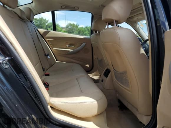 ✅ 2012 BMW 3 Series 328i • VIN: WBA3A5G58CNN65528 • Lot: 60551705. Listed on Copart with 102,630 mi. Free auction sales archive from the USA and detailed vehicle history report at DreamBid. Image 10.