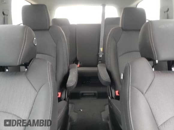 ✅ 2015 Chevrolet Traverse LT • VIN: 1GNKRGKD6FJ379670 • Lot: 60660374. Wystawiony na Copart z przebiegiem 137 662 mil. Bezpłatny archiwum sprzedaży aukcyjnych z USA i szczegółowy raport historii pojazdu na DreamBid. Zdjęcie 10.