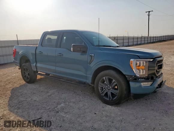 ✅ 2023 Ford F-150 XL • VIN: 1FTFW1E55PKE37297 • Lot: 61668085. Wystawiony na Copart z przebiegiem 28 975 mil. Bezpłatny archiwum sprzedaży aukcyjnych z USA i szczegółowy raport historii pojazdu na DreamBid. Zdjęcie 4.
