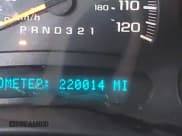 ✅ 2006 Chevrolet Silverado 2500HD LT2 • VIN: 1GCHK29U46E214094 • Lot: 42017633. Listed on IAAI with 220,014 mi. Free auction sales archive from the USA and detailed vehicle history report at DreamBid. Image 15.