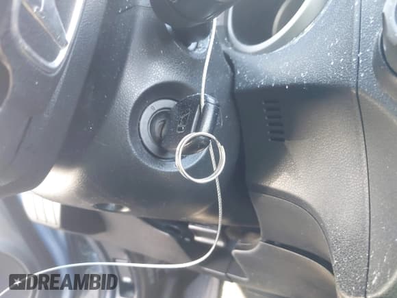 ✅ 2010 Honda Fit Sport • VIN: JHMGE8H41AC032945 • Lot: 43618133. Wystawiony na IAAI z przebiegiem 94 414 mil. Bezpłatny archiwum sprzedaży aukcyjnych z USA i szczegółowy raport historii pojazdu na DreamBid. Zdjęcie 11.