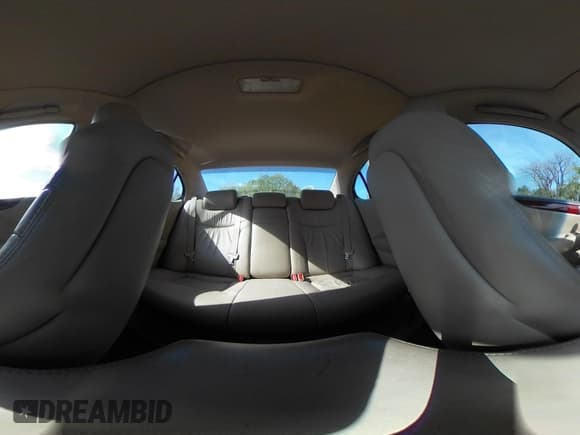 ✅ 2004 Lexus ES 350 • VIN: JTHBA30G945001806 • Lot: 42027534. Wystawiony na IAAI z przebiegiem 132 323 mil. Bezpłatny archiwum sprzedaży aukcyjnych z USA i szczegółowy raport historii pojazdu na DreamBid. Zdjęcie 18.