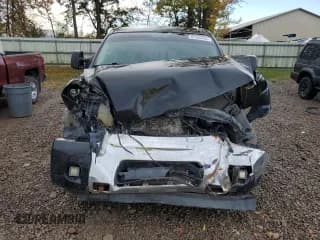 ✅ 2015 Nissan Titan SV • VIN: 1N6AA0EC3FN500196 • Lot: 87245485. Wystawiony na Copart z przebiegiem Nie podano. Bezpłatny archiwum sprzedaży aukcyjnych z USA i szczegółowy raport historii pojazdu na DreamBid. Zdjęcie 5.