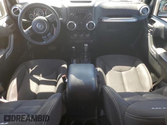 ✅ 2017 Jeep Wrangler Unlimited Rubicon • VIN: 1C4BJWFG1HL578485 • Лот: 57900124. Опубликован ранее на Copart с пробегом 83 264 миль. Бесплатный доступ к архиву аукционных продаж из США и подробный отчёт об истории автомобиля на DreamBid. Изображение 8.