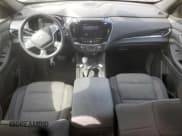 ✅ 2023 Chevrolet Traverse LT Cloth • VIN: 1GNEVGKW1PJ131631 • Lot: 84880415. Wystawiony na Copart z przebiegiem 69 568 mil. Bezpłatny archiwum sprzedaży aukcyjnych z USA i szczegółowy raport historii pojazdu na DreamBid. Zdjęcie 8.