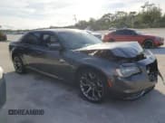 ✅ 2017 Chrysler 300 S Alloy Edition • VIN: 2C3CCABG3HH505949 • Lot: 92900875. Listed on Copart with 78,662 mi. Free auction sales archive from the USA and detailed vehicle history report at DreamBid. Image 4.