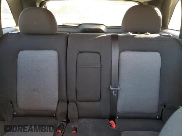 ✅ 2014 Chevrolet Captiva Sport LT • VIN: 3GNAL3EK1ES641673 • Lot: 92884705. Wystawiony na Copart z przebiegiem 142 815 mil. Bezpłatny archiwum sprzedaży aukcyjnych z USA i szczegółowy raport historii pojazdu na DreamBid. Zdjęcie 10.