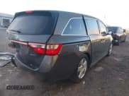 ✅ 2012 Honda Odyssey Touring • VIN: 5FNRL5H90CB019328 • Lot: 43480097. Wystawiony na IAAI z przebiegiem 174 602 mil. Bezpłatny archiwum sprzedaży aukcyjnych z USA i szczegółowy raport historii pojazdu na DreamBid. Zdjęcie 4.