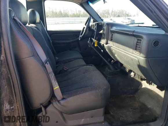 ✅ 1999 Chevrolet Silverado 1500 • VIN: 1GCEC14W0XZ150522 • Лот: 51239195. Опубликован ранее на Copart с пробегом 95 826 миль. Бесплатный доступ к архиву аукционных продаж из США и подробный отчёт об истории автомобиля на DreamBid. Изображение 10.