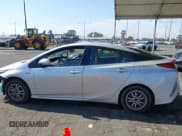 ✅ 2017 Toyota Prius Plus • VIN: JTDKARFPXH3060425 • Лот: 43055517. Опубликован ранее на IAAI с пробегом 42 381 миль. Бесплатный доступ к архиву аукционных продаж из США и подробный отчёт об истории автомобиля на DreamBid. Изображение 15.