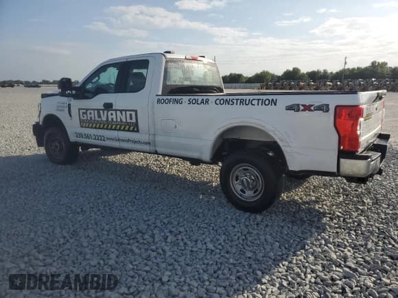 ✅ 2022 Ford F-250 XL • VIN: 1FT7X2B68NEG43777 • Lot: 50812725. Listed on Copart with 28,865 mi. Free auction sales archive from the USA and detailed vehicle history report at DreamBid. Image 2.