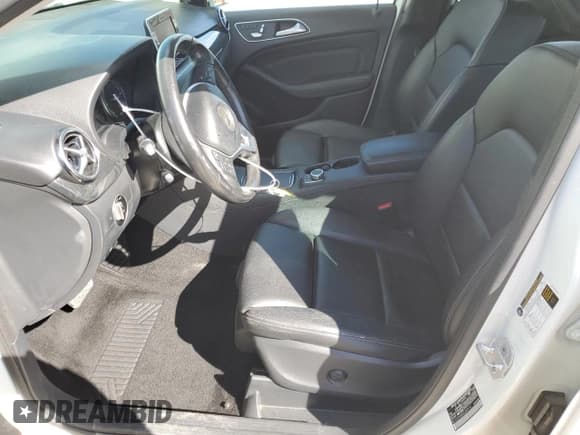 ✅ 2016 Mercedes-Benz B Electric Drive • VIN: WDDVP9AB3GJ009291 • Лот: 46248274. Опубликован ранее на Copart с пробегом 59 733 миль. Бесплатный доступ к архиву аукционных продаж из США и подробный отчёт об истории автомобиля на DreamBid. Изображение 7.