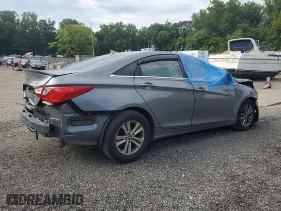 ✅ 2013 Hyundai Sonata GLS • VIN: 5NPEB4AC4DH718000 • Lot: 64631954. Listed on Copart with 112,188 mi. Free auction sales archive from the USA and detailed vehicle history report at DreamBid. Image 3.